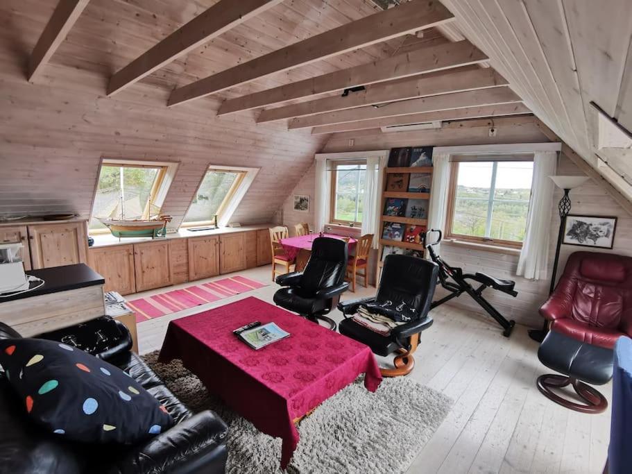Topfloor Apartment Separate Entranc Nice View Stord 菲恰尔 外观 照片