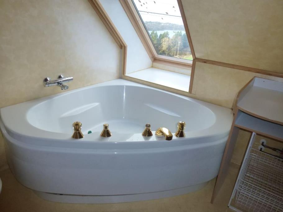 Topfloor Apartment Separate Entranc Nice View Stord 菲恰尔 外观 照片